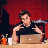 Arnaud JOUAN by Laura Gilli